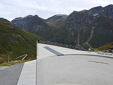 Eine Aussichtsplattform am Gaularfjell in Norwegen