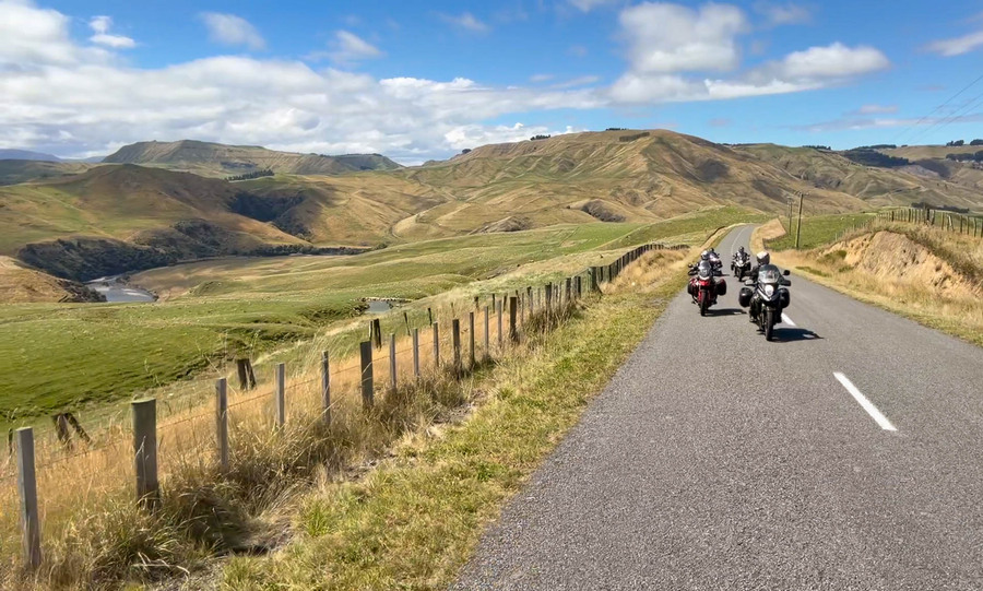 Mit Motorradguide auf Tour in Neuseeland